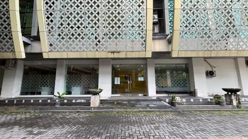 Di Kontrakkan Kantor Semarang 276