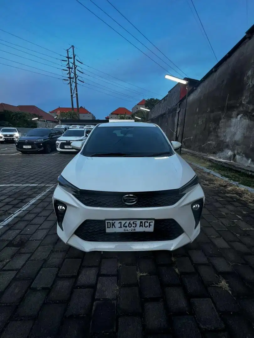 All New Daihatsu Xenia 1.3 R CVT 2022