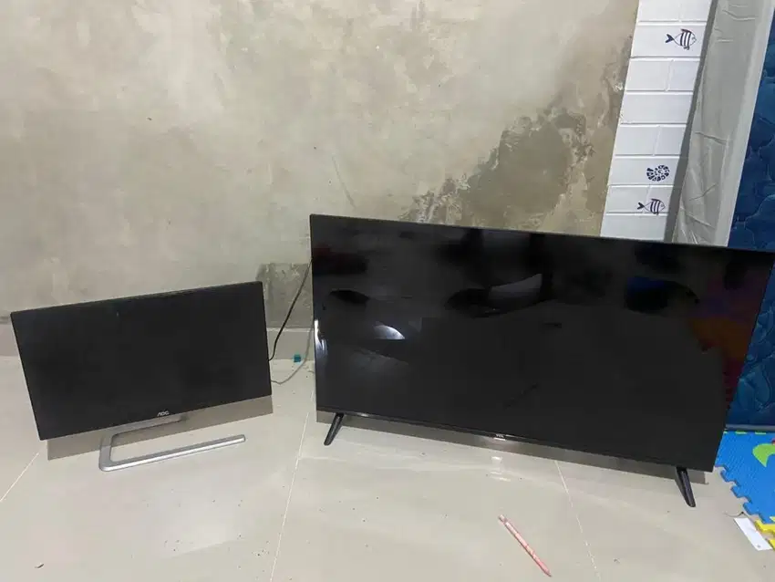 Monitor AOC 24” + TV TCL 43”