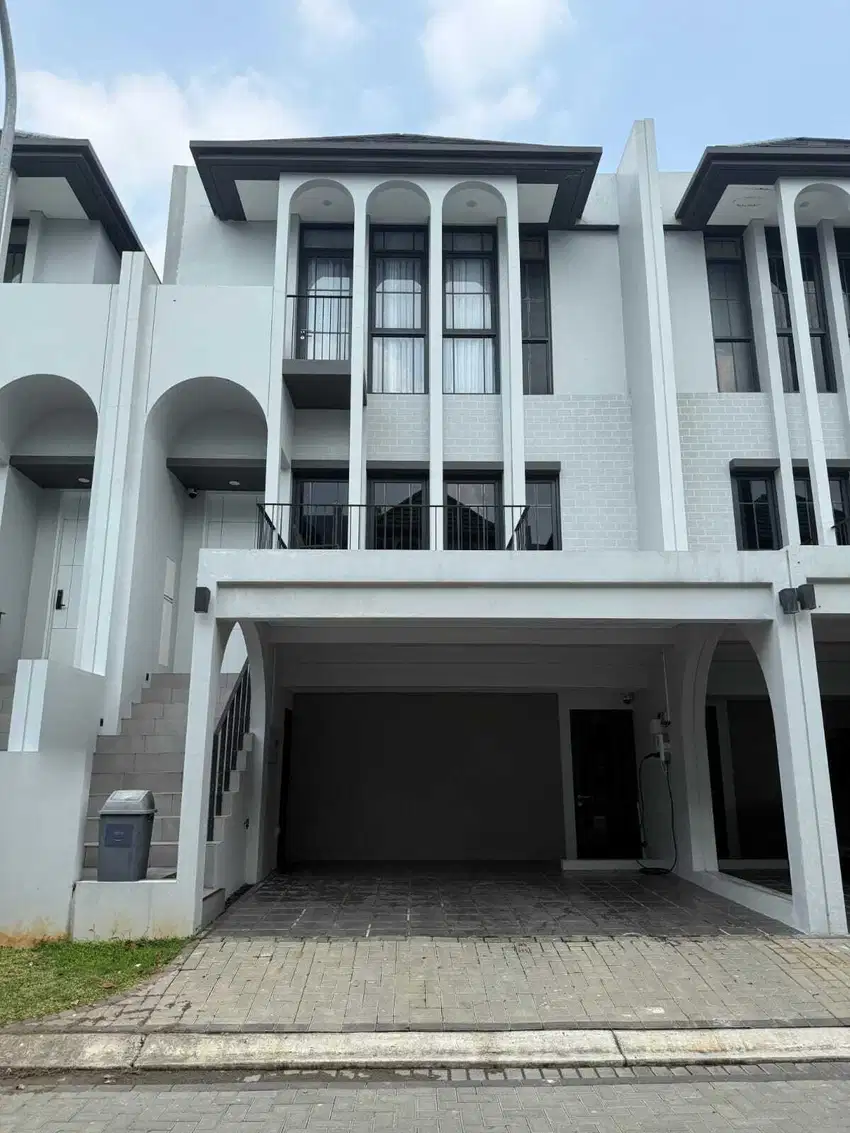 Rumah Cakep 3 Lantai, Greenwich Park Cluster Aether BSD