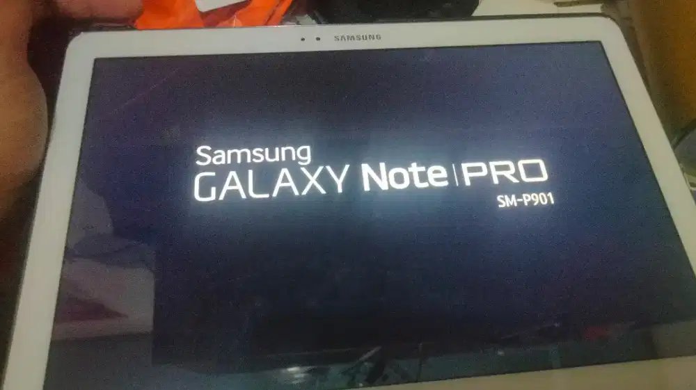Samsung tab 12 inchi