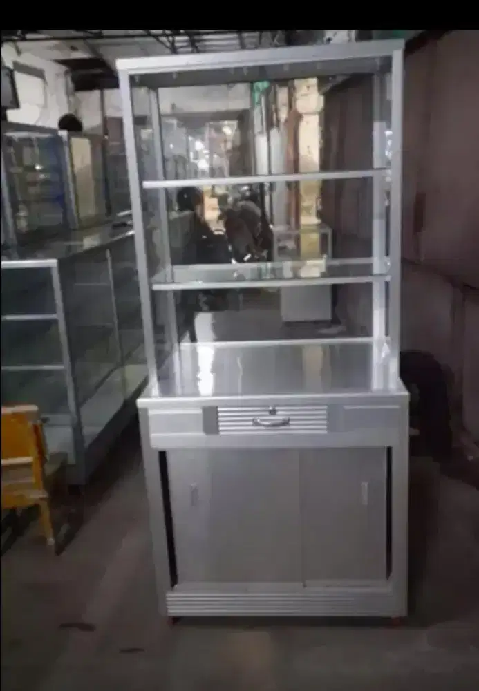 Grobak etalase ukuran 75x165x55