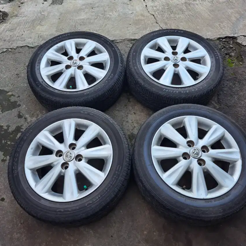 Toyota yaris velg mobil yaris r15 vios etios valco sigra calya agya