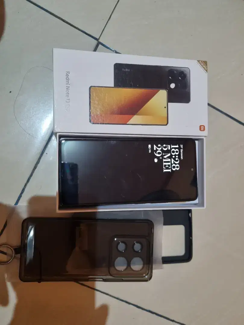 Redmi note 13 5g Ram 8 int 256