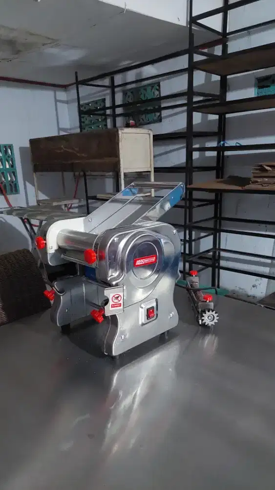 Mesin Penggiling Pemotong Pembuat Mie dan lainya