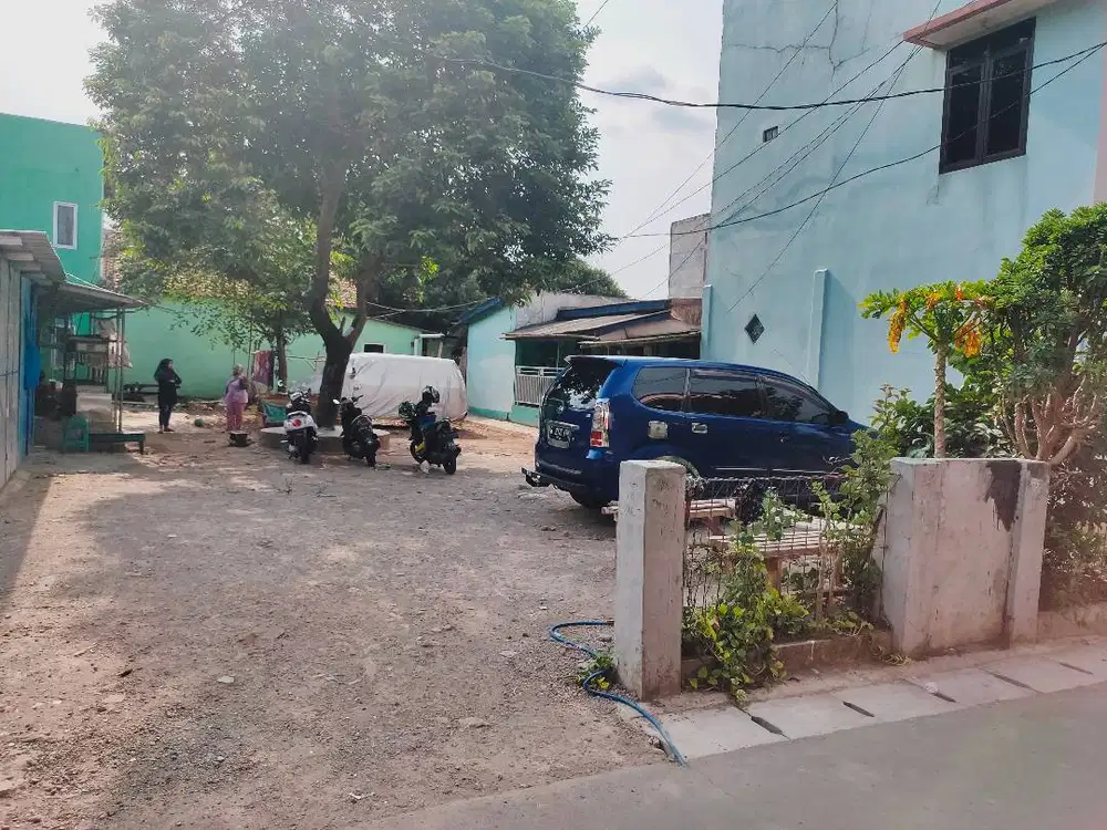 DIJUAL TANAH BESERTA KONTRAKAN 4 PINTU DAN LAHAN PARKIR