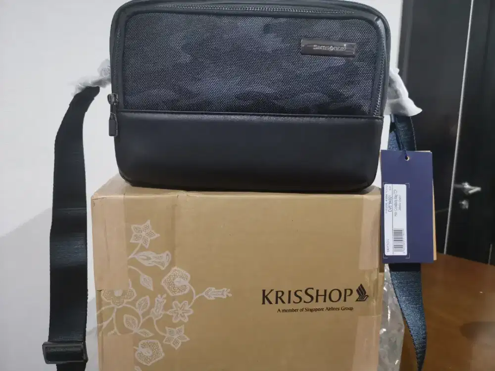 Samsonite Sefton Horizontal Crossbody Bag