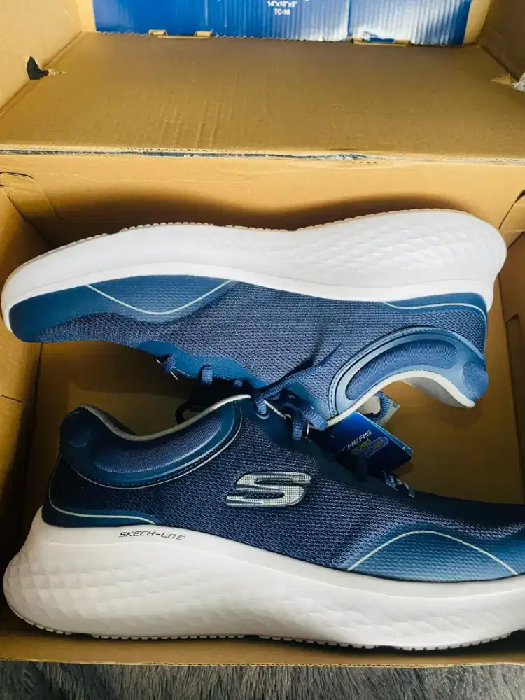 Sepatu Skechers Terbaru