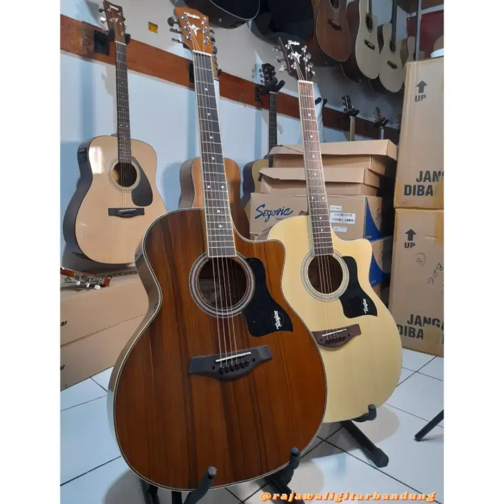 Gitar akustik taylor