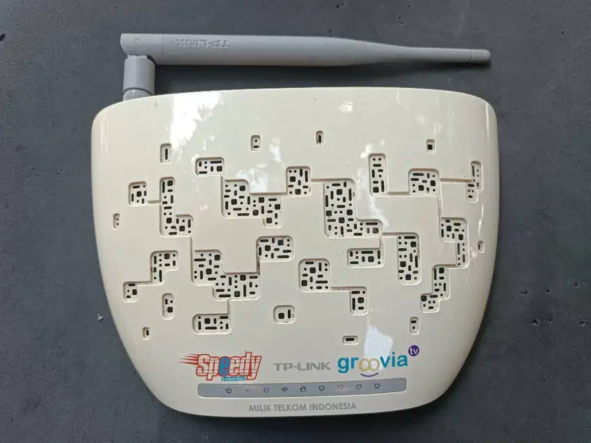 Router TP-LINK Model TD-W8951ND Dan Router TP-LINK Model TD-W8151N
