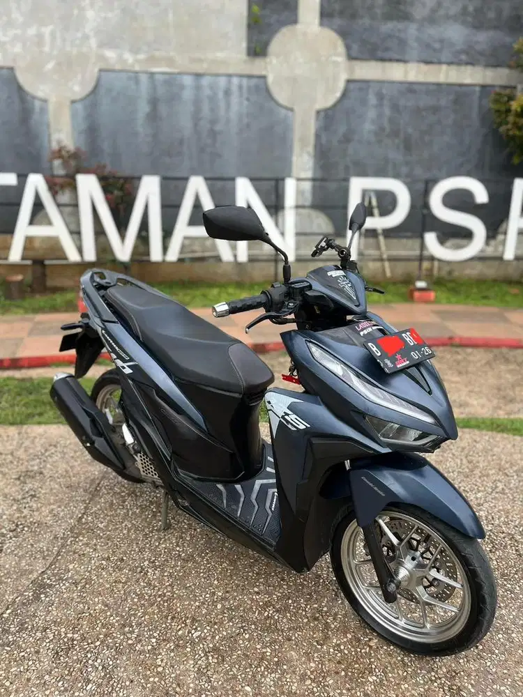 Vario new led 125 tahun 2021
