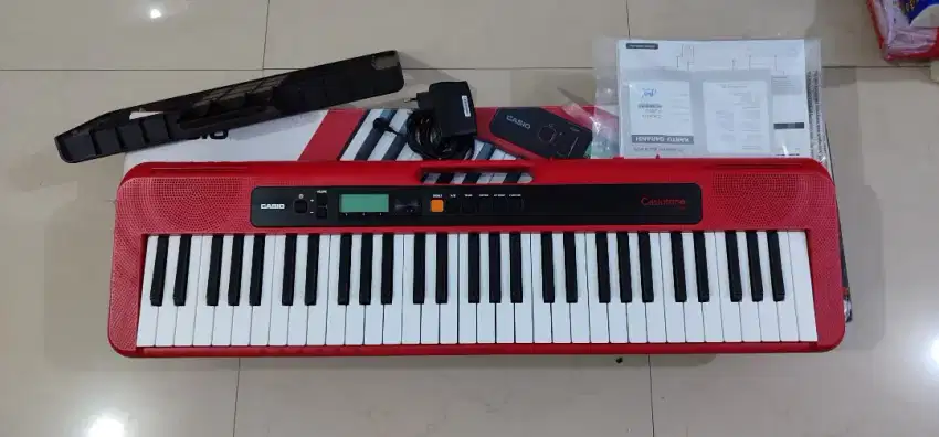 Casio CTS200 merah lengkap mulus