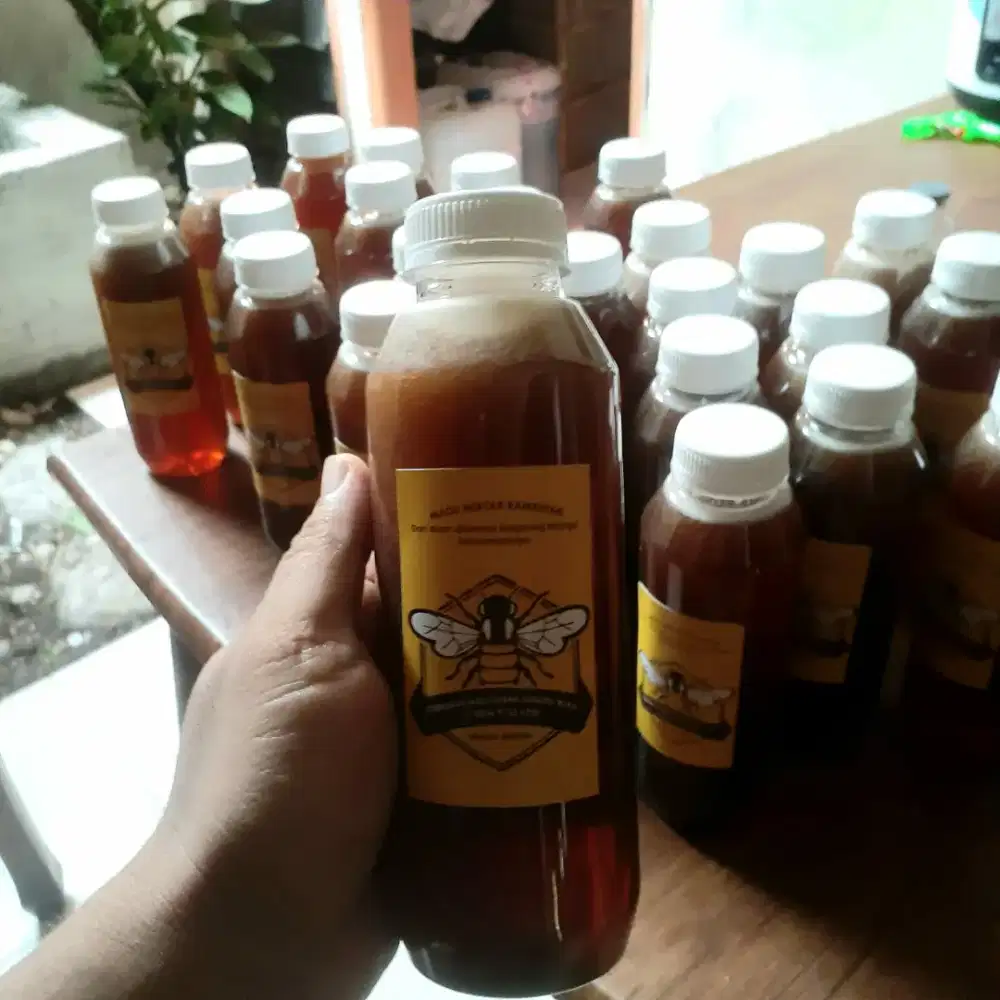 Madu asli mengeluarkan busa