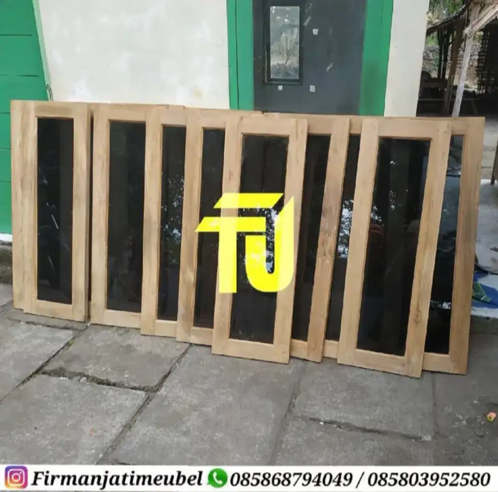 Daun jendela bingkai kayu jati