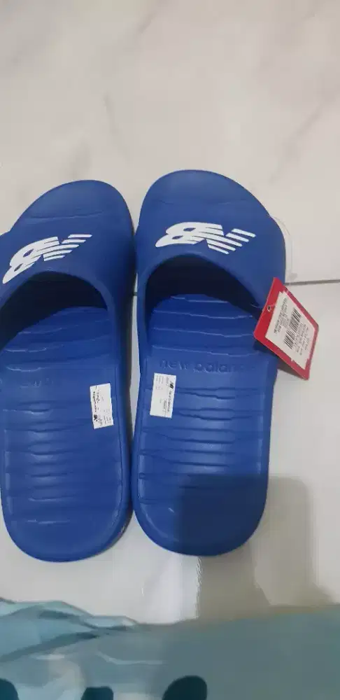 Jual Murah sendal NB