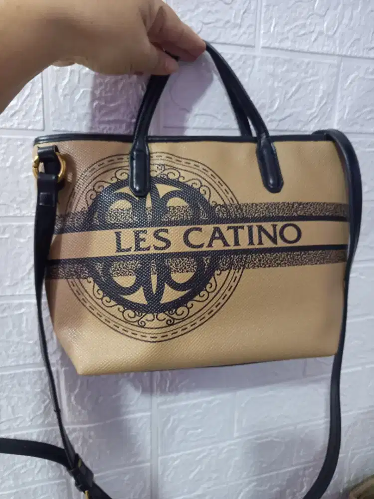 Tas wanita les catino