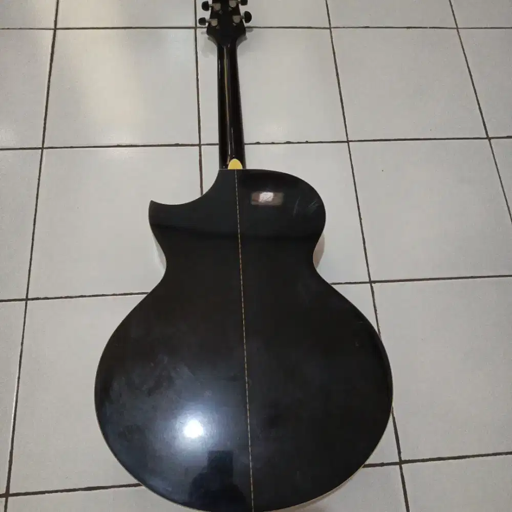 Di jual gitar cort ndx 20 blk bekas tapi mantap
