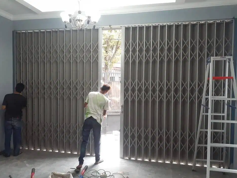 Pintu Harmonika & Folding gate, layanan pasang service terbaik Bandung