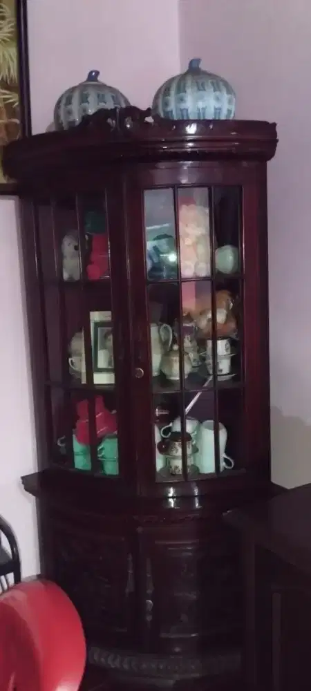 JUAL!!!  Lemari Kaca Pajangan