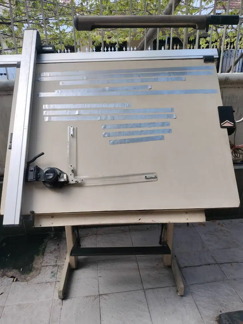 Dijual meja gambar arsitek merk mutoh