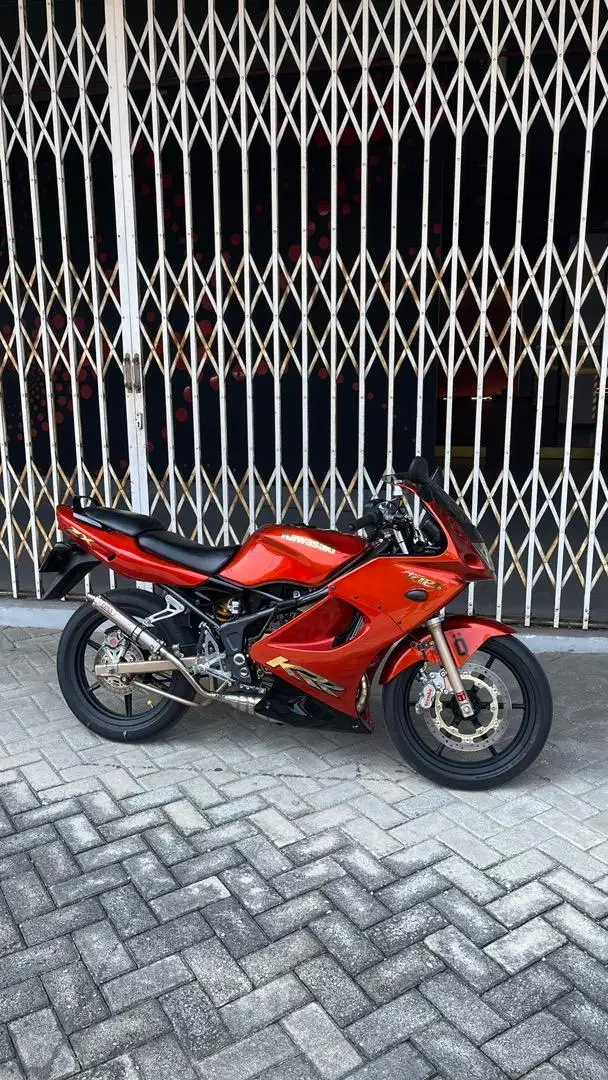 Ninja rr cbu 2005 zx