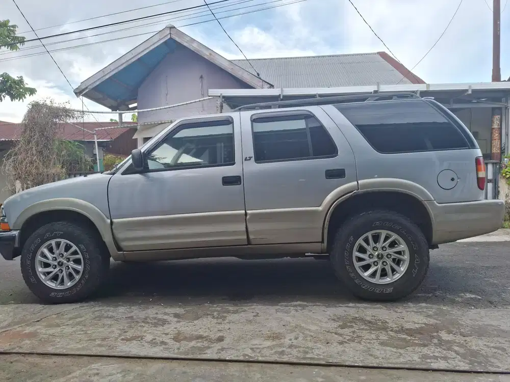 Chevrolet Blazer 2002 Bensin