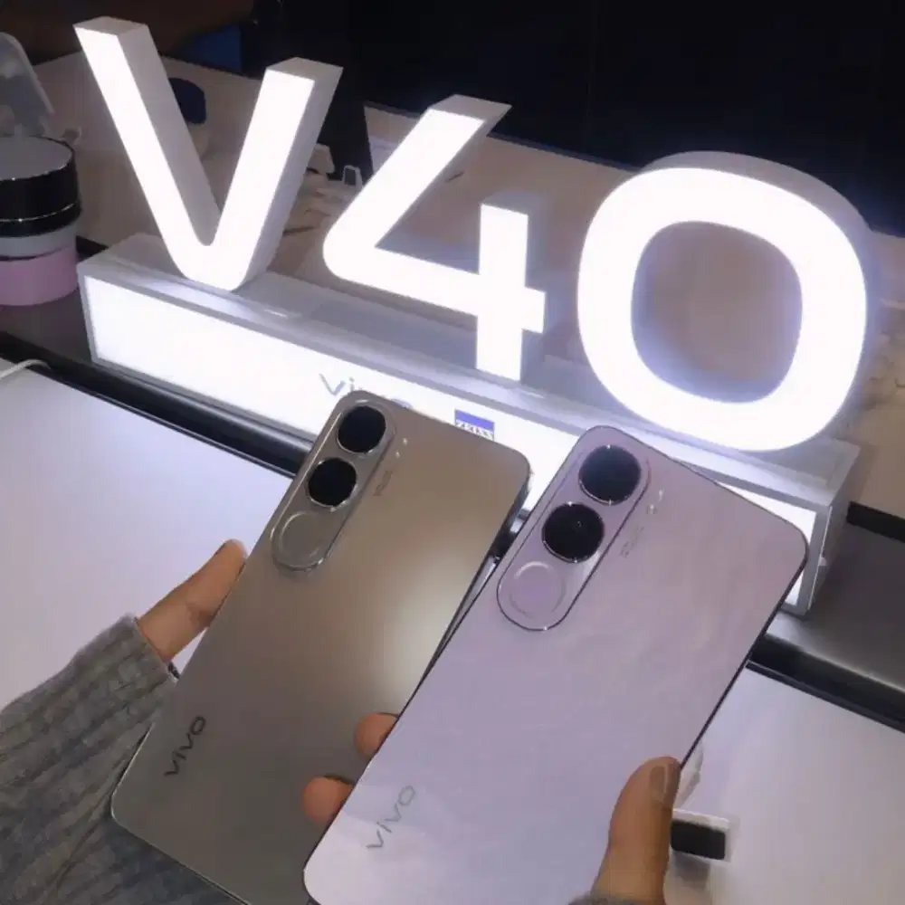 CASH CREDIT VIVO V40 LITE 5G 256GB