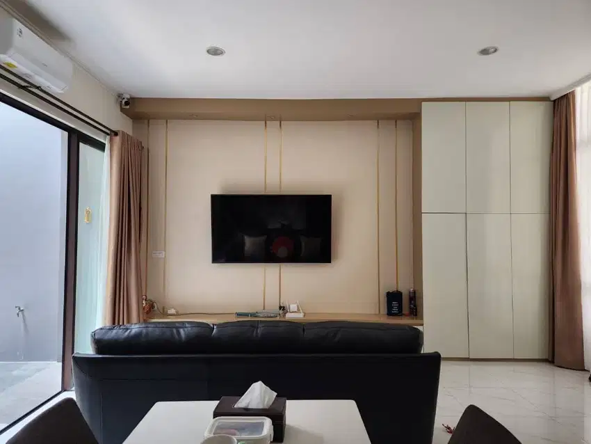 Dijual Rumah Cluster Dakota Perumahan Suvarna Sutera, Tangerang