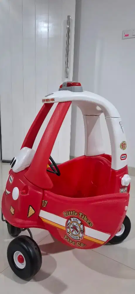 Little Tikes Ride and Rescue Cozy Coupe
