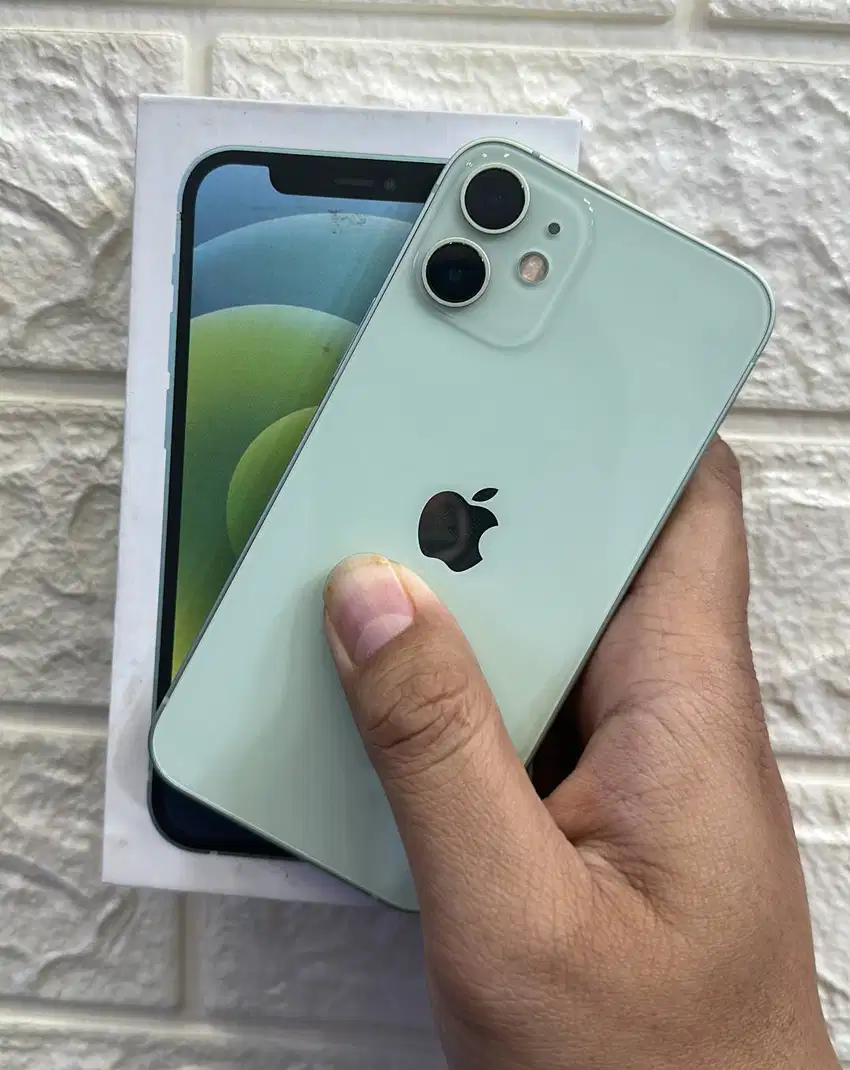 Iphone SE 2022 64GB Diminati Pembeli