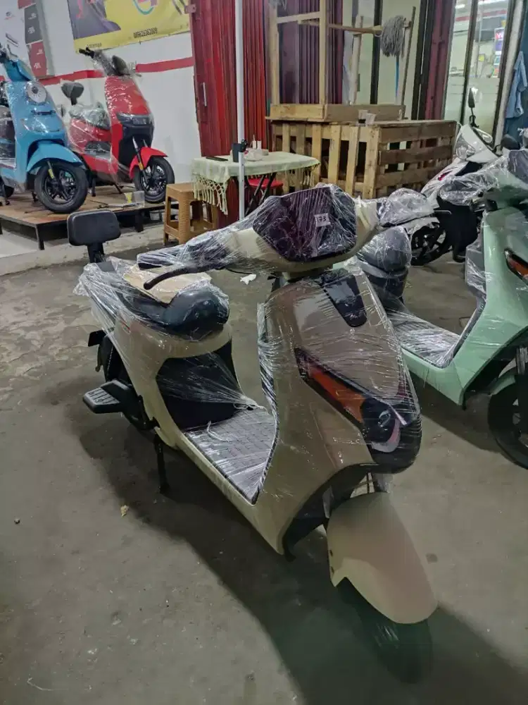 New Sepeda Listrik Uwinfly D65