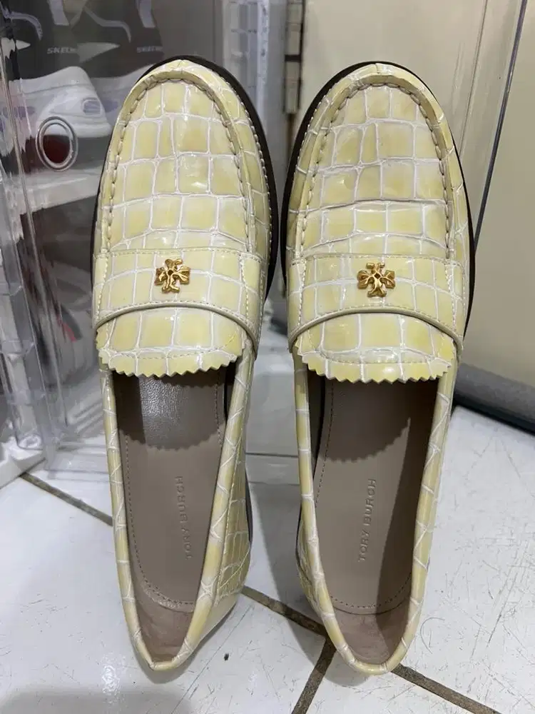 PRELOVED ORIGINAL Tory Burch Classic Loafer Moonflower size 8