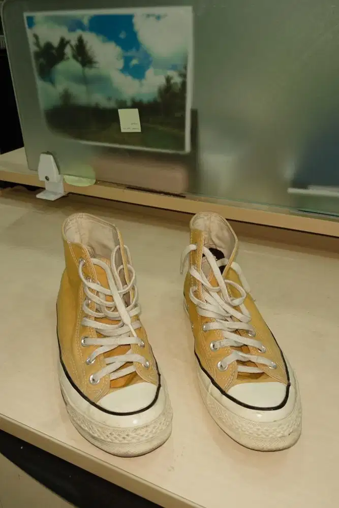 Converse 90s Sunflower