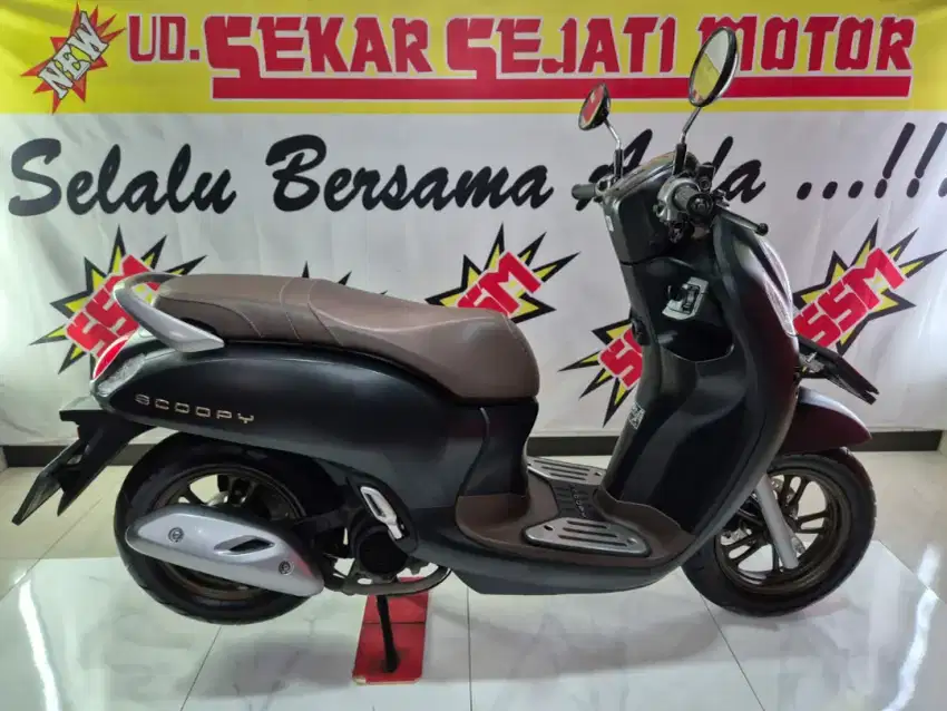 Scoopy prestige keyless 2024. plat L