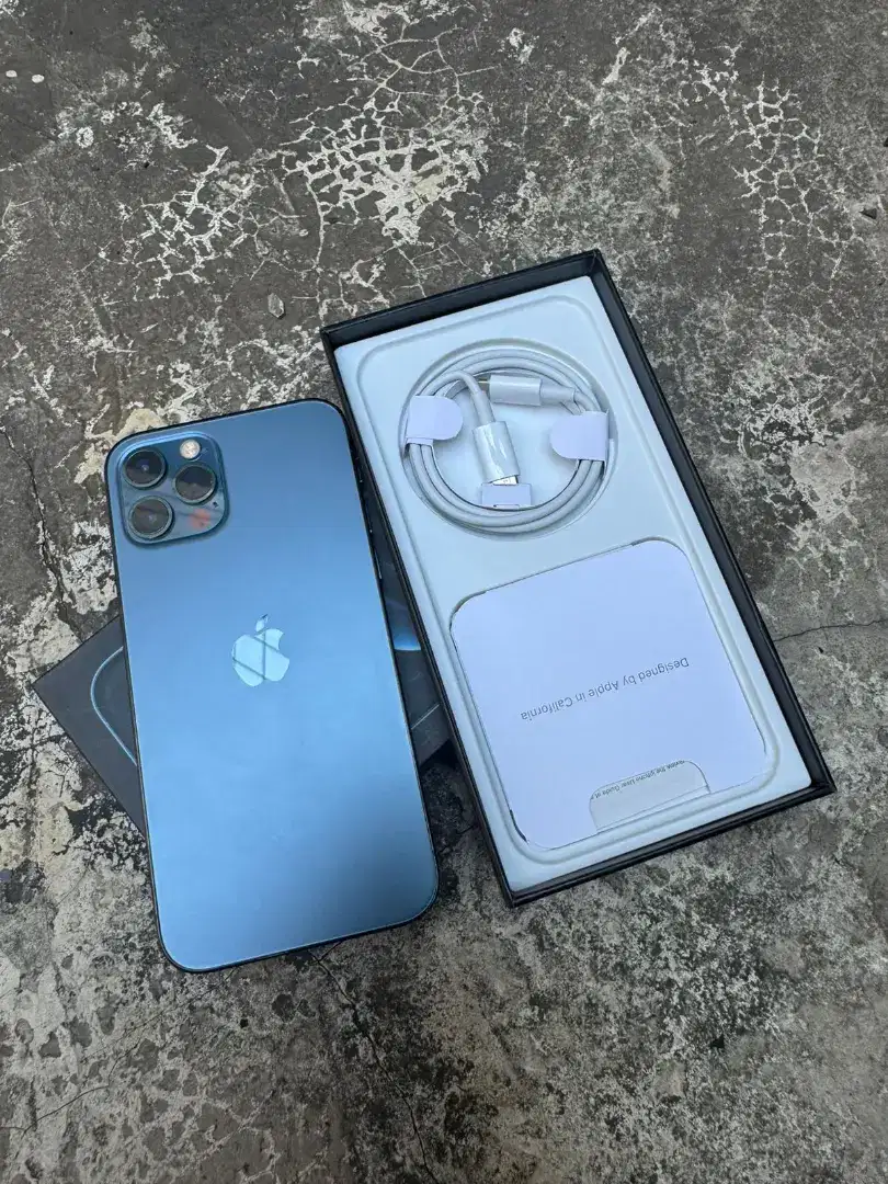 iPhone 12 Pro 256 ALL Operator Like New