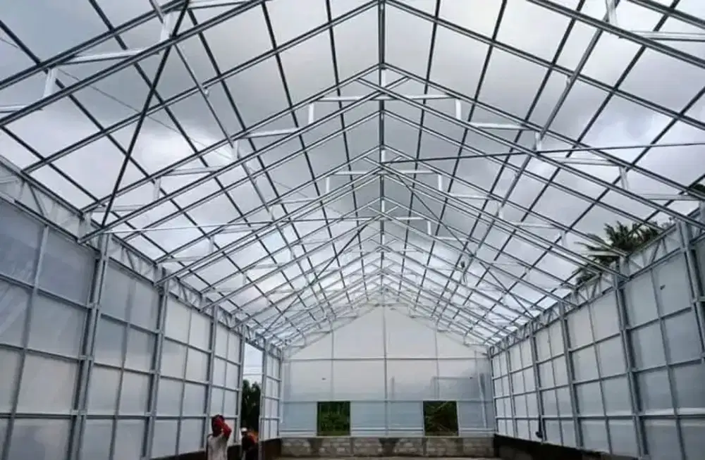 Ganti atap baja ringan