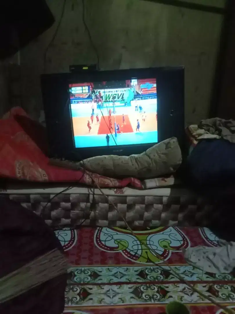 Jual Murah Tv tabung Sharp Tanpa Set top box kondisi msh BGS gak rsk