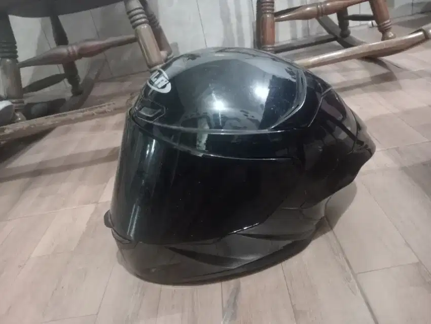 DIJUAL CEPAT Helm Merk MLA