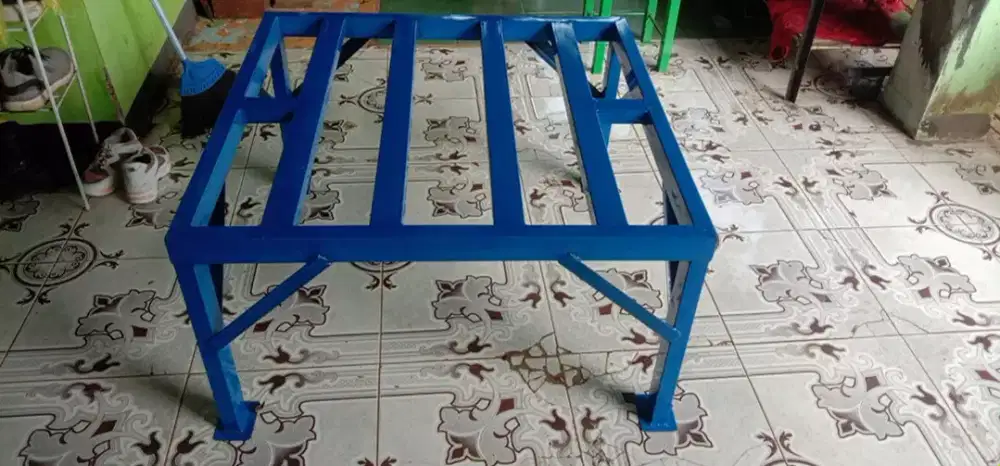 Tatakan meja toren besi galvanis kokoh