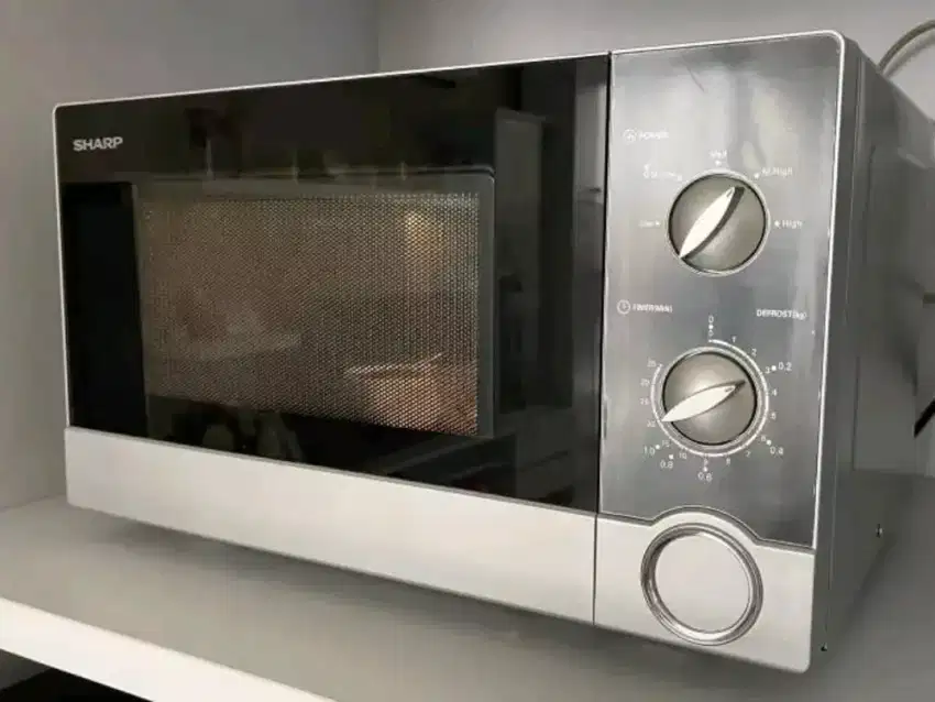 MICROWAVE SHARP