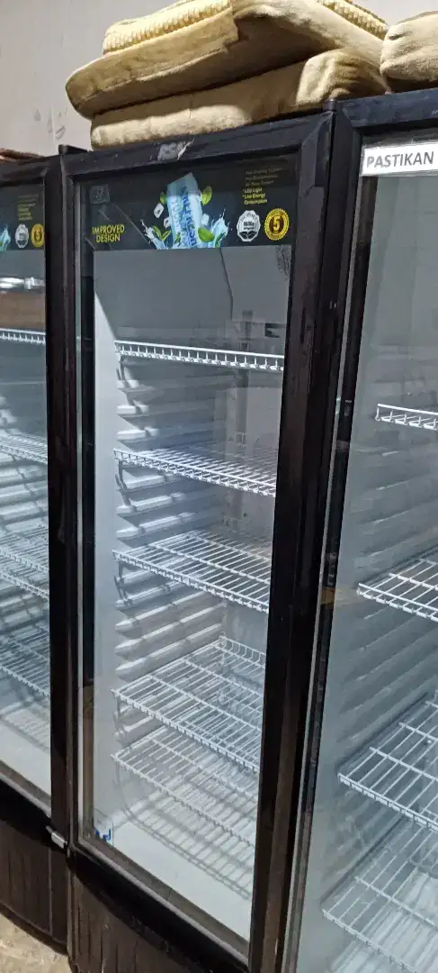 Showcase RSA 300L