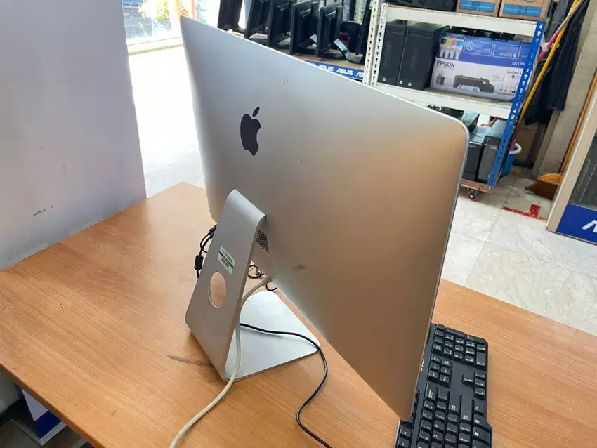 Murah IMAC 27 INCH 5K SLIM 2017 Core i5 32GB SSD 1 TB NVIDIA rendering