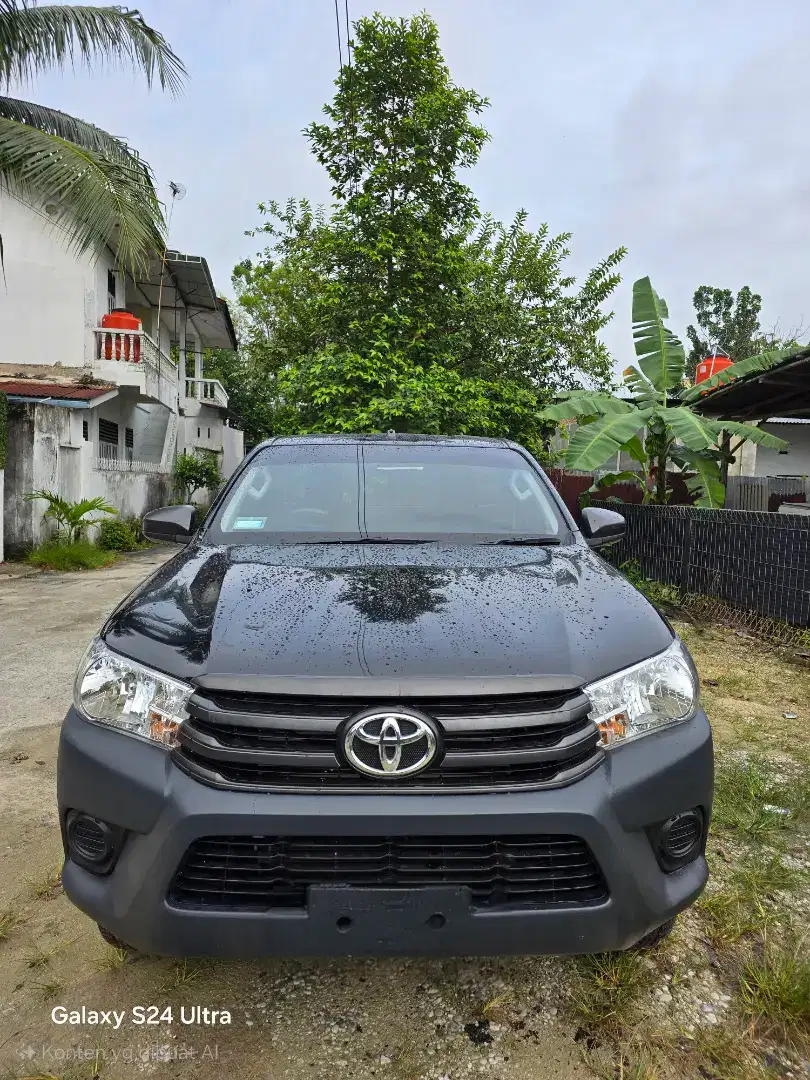Hilux Pick Up 2.4 DSL 4x4 M/T