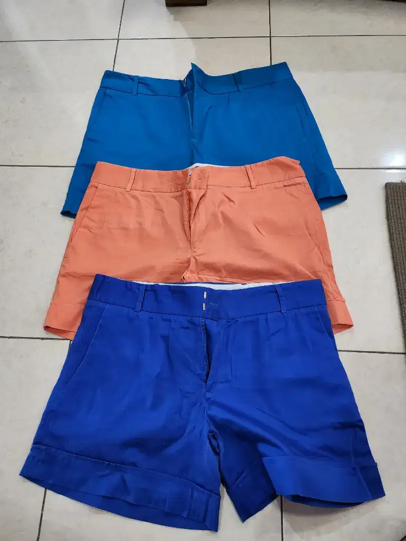 Dijual celana pendek pria