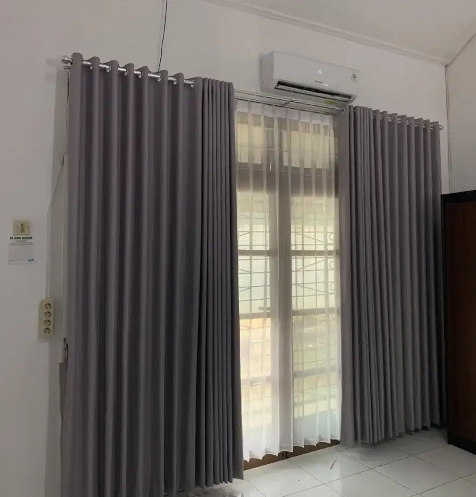 Gorden murah minimalis gordyn import