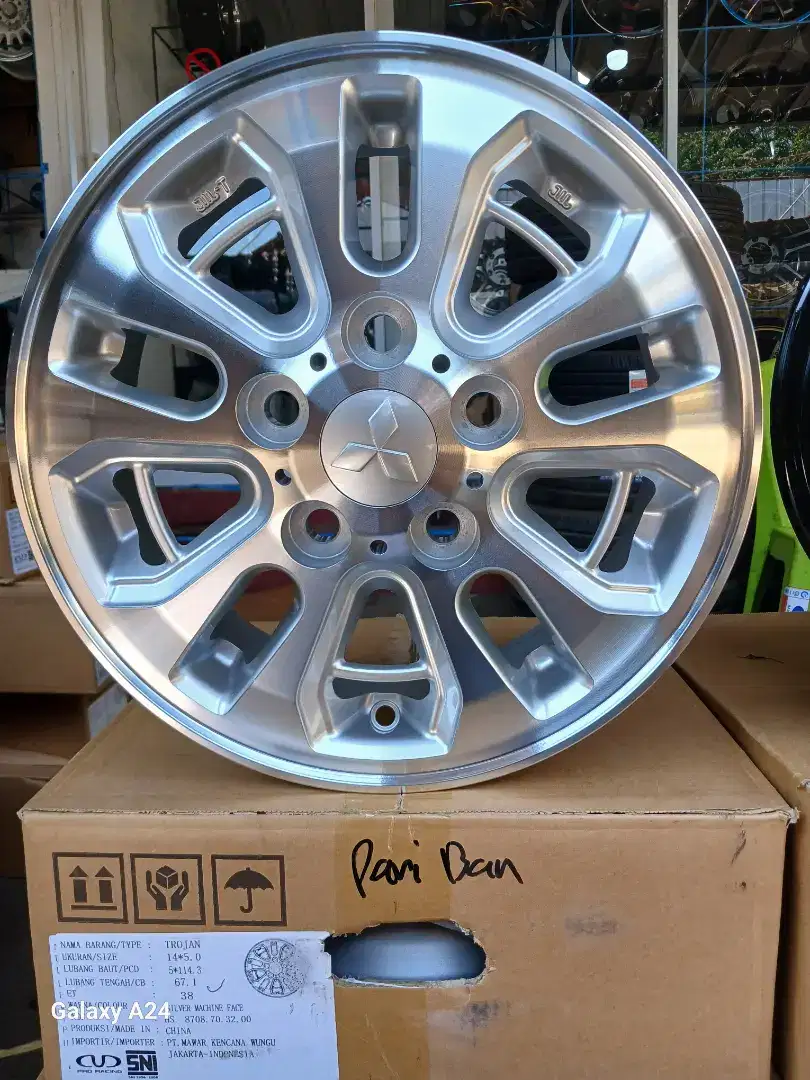 Velg mitsubishi kuda rep ring 14 lebar 6,5 pcd 5x114,3 ET 38 4pcs