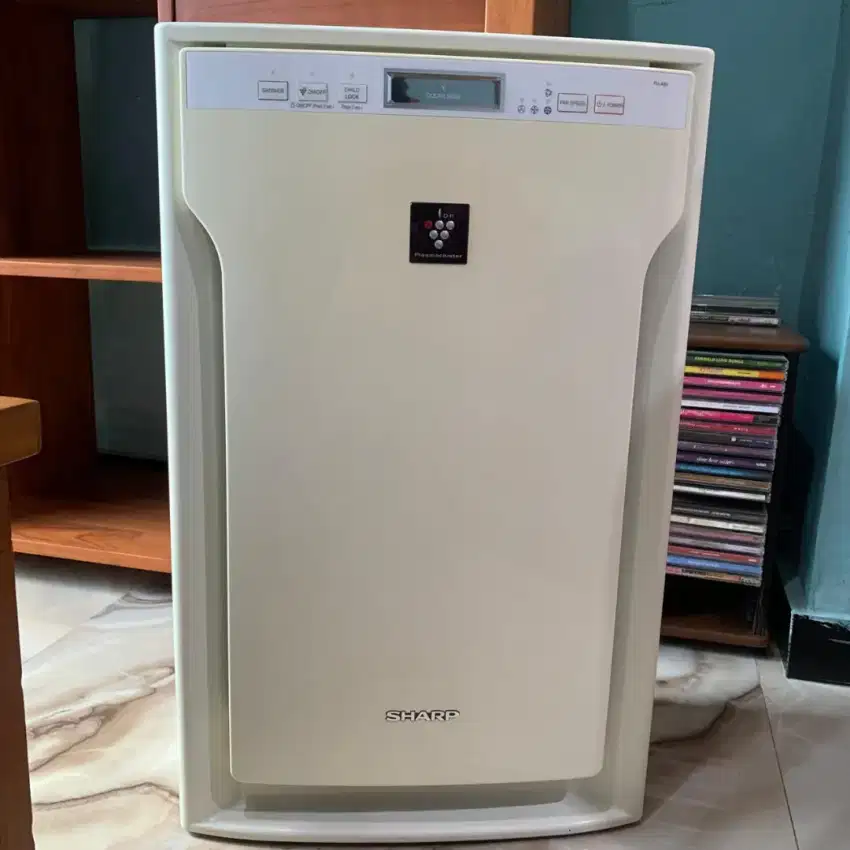 pembersih udara sharp air purifier FU-A80Y-W