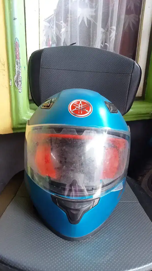 Helm yamaha baru