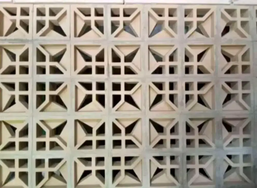 Roster beton minimalis