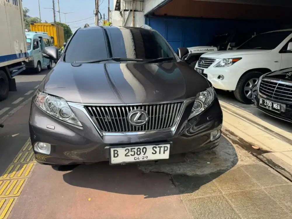 Lexus RX350 th 2011 AT siap pakai
